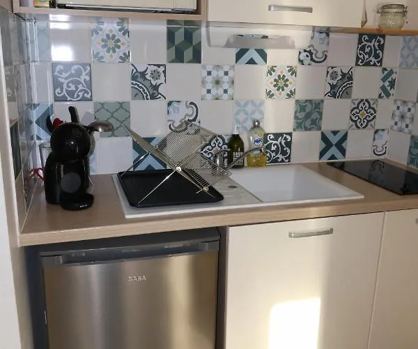 2 Pieces Proche D Honfleur, Piscine En Saison, Parking Gratuit, Wifi